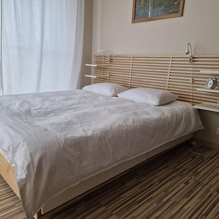 Sobienie Szlacheckie Apartgolf Sobienie Krolewskie מראה חיצוני תמונה