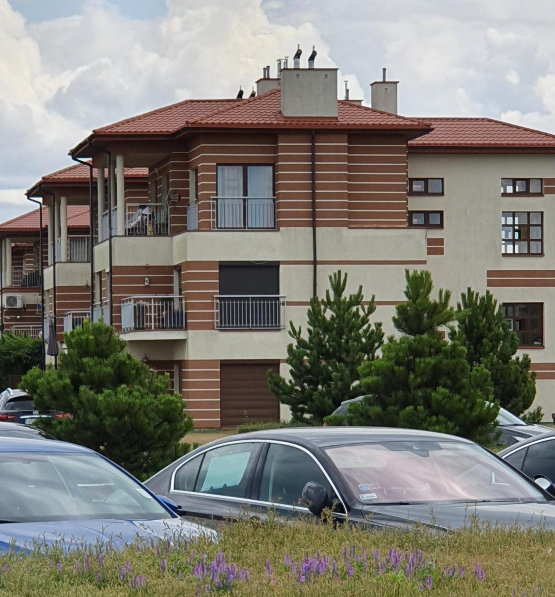 Sobienie Szlacheckie Apartgolf Sobienie Krolewskie מראה חיצוני תמונה