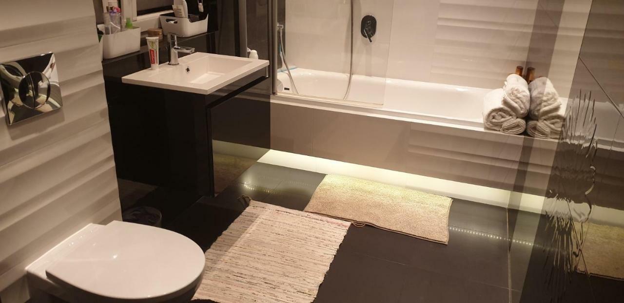 Sobienie Szlacheckie Apartgolf Sobienie Krolewskie מראה חיצוני תמונה