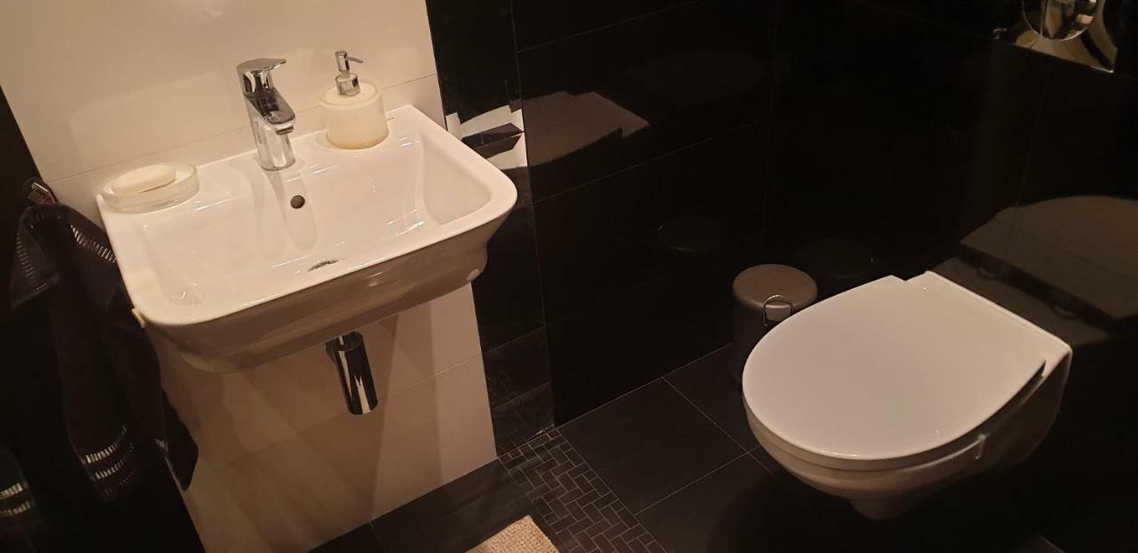 Sobienie Szlacheckie Apartgolf Sobienie Krolewskie מראה חיצוני תמונה